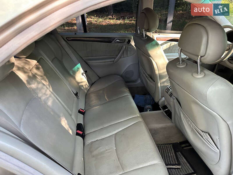 Седан Mercedes-Benz C-Class 2002 в Чернигове
