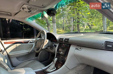 Седан Mercedes-Benz C-Class 2002 в 