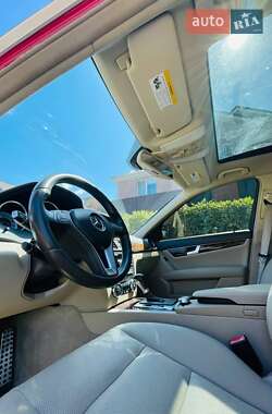 Седан Mercedes-Benz C-Class 2012 в Киеве