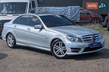 Седан Mercedes-Benz C-Class 2011 в 