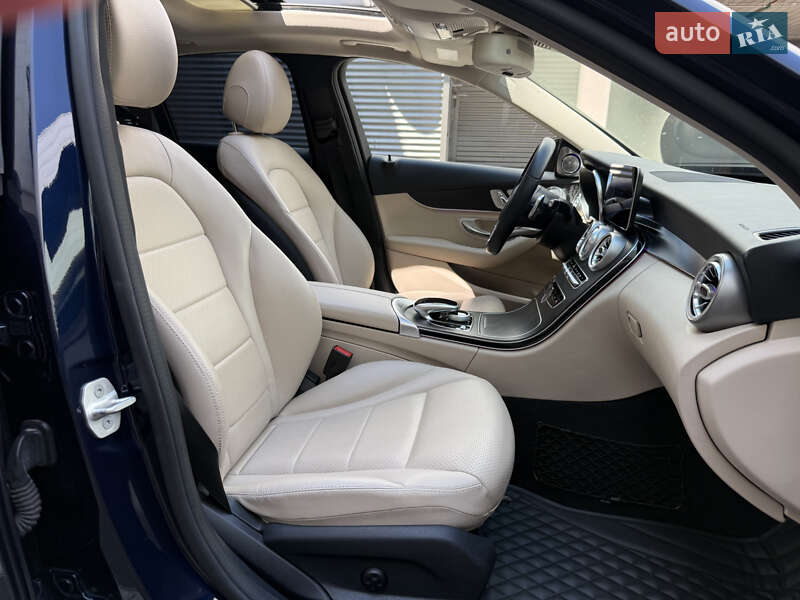 Седан Mercedes-Benz C-Class 2016 в Києві