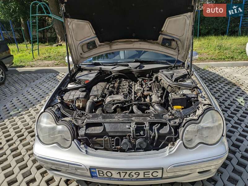 Универсал Mercedes-Benz C-Class 2003 в Тернополе