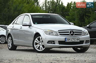 Седан Mercedes-Benz C-Class 2009 в 