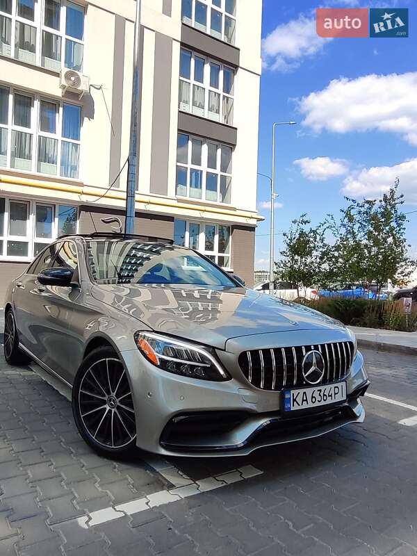 Седан Mercedes-Benz C-Class 2019 в Києві