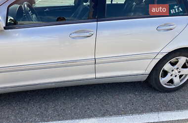 Универсал Mercedes-Benz C-Class 2003 в 