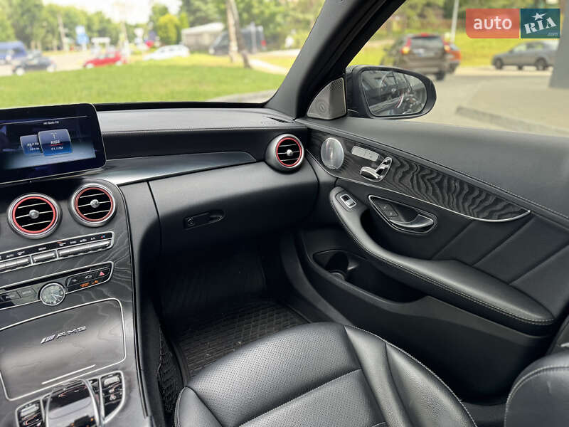 Седан Mercedes-Benz C-Class 2015 в Новояворовске фото 29 Седан Mercedes-Benz C-Class 2015 в Новояворовске