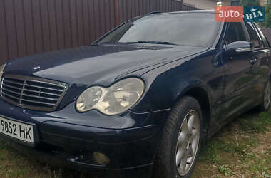 Универсал Mercedes-Benz C-Class 2004 в Сваляве