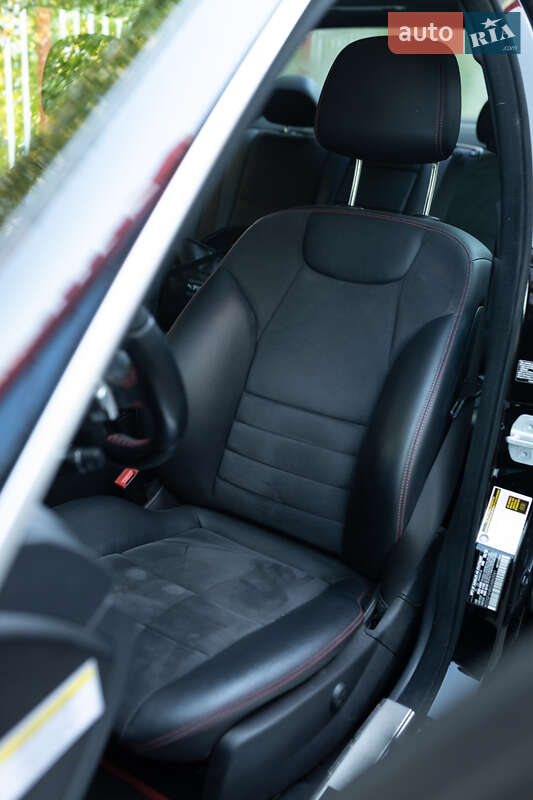 Седан Mercedes-Benz C-Class 2013 в Днепре