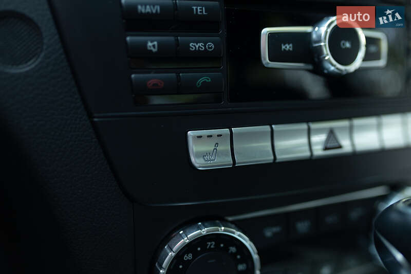 Седан Mercedes-Benz C-Class 2013 в Днепре