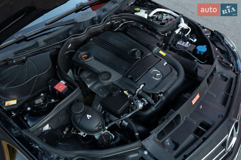 Седан Mercedes-Benz C-Class 2013 в Днепре