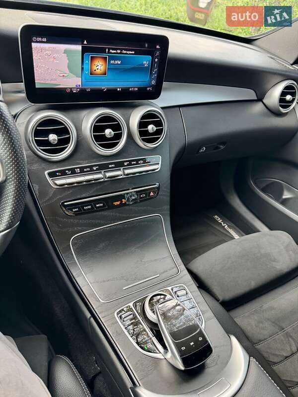 Седан Mercedes-Benz C-Class 2019 в Киеве