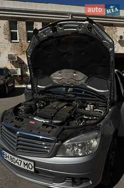 Седан Mercedes-Benz C-Class 2007 в 