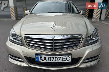 Седан Mercedes-Benz C-Class 2011 в 