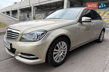 Седан Mercedes-Benz C-Class 2011 в 