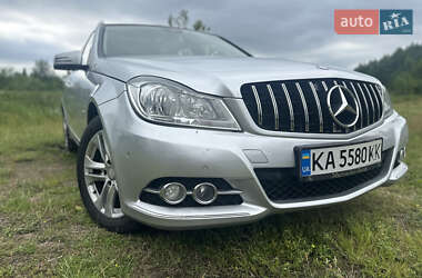 Универсал Mercedes-Benz C-Class 2011 в 