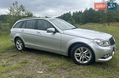 Универсал Mercedes-Benz C-Class 2011 в 