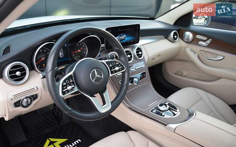 Седан Mercedes-Benz C-Class 2019 в Києві