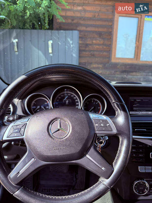 Универсал Mercedes-Benz C-Class 2013 в Калуше