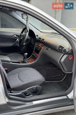 Седан Mercedes-Benz C-Class 2002 в 