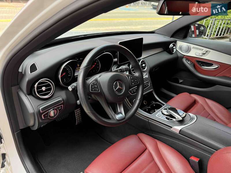 Седан Mercedes-Benz C-Class 2018 в Львове