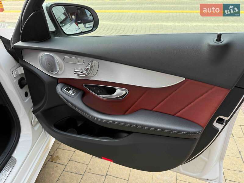 Седан Mercedes-Benz C-Class 2018 в Львове фото 41 Седан Mercedes-Benz C-Class 2018 в Львове