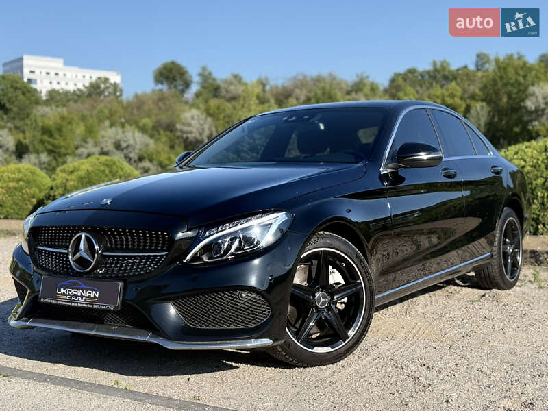 Седан Mercedes-Benz C-Class 2017 в 