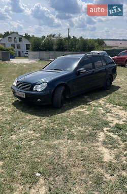 Универсал Mercedes-Benz C-Class 2004 в 