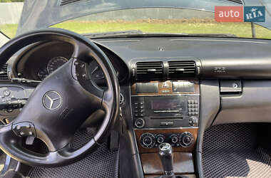 Универсал Mercedes-Benz C-Class 2004 в 