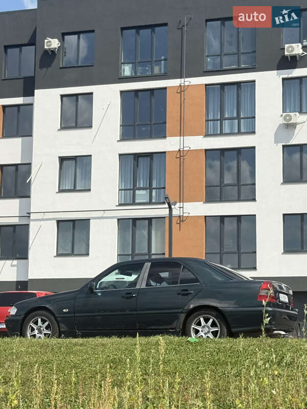 Седан Mercedes-Benz C-Class 1998 в Рівному