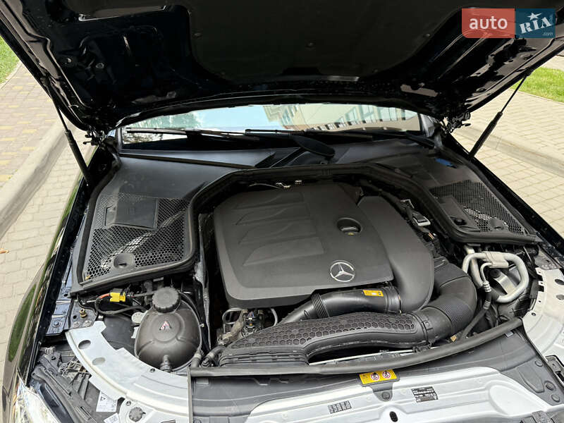 Седан Mercedes-Benz C-Class 2021 в Києві
