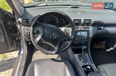Седан Mercedes-Benz C-Class 2003 в 