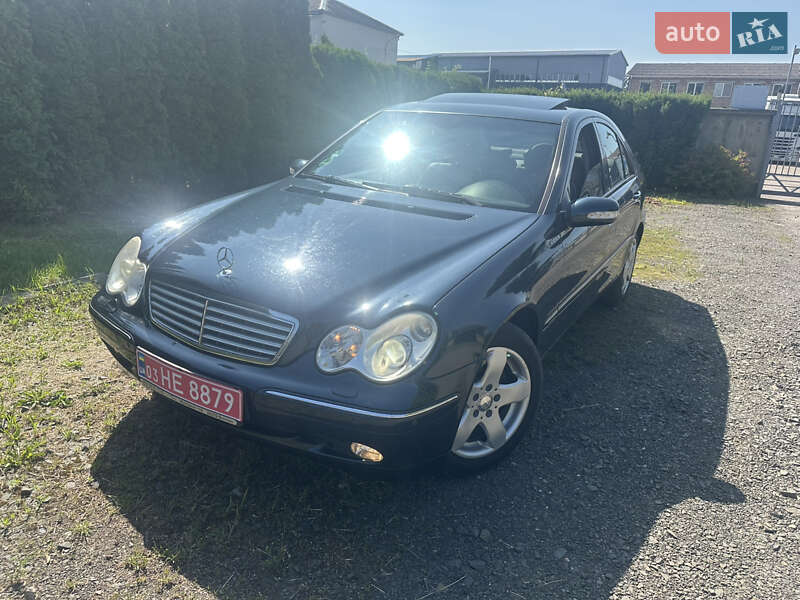 Седан Mercedes-Benz C-Class 2003 в Луцке