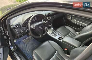 Седан Mercedes-Benz C-Class 2006 в 