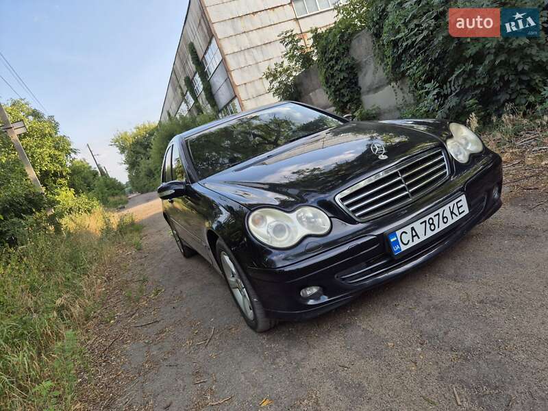 Седан Mercedes-Benz C-Class 2006 в Умані