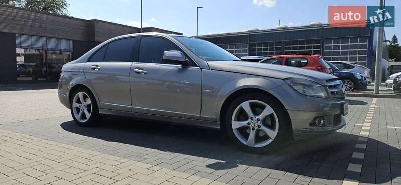 Mercedes-Benz C-Class 2008