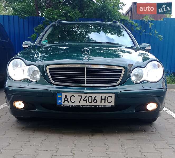 Универсал Mercedes-Benz C-Class 2004 в Луцке