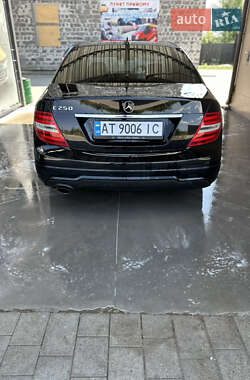 Седан Mercedes-Benz C-Class 2012 в 