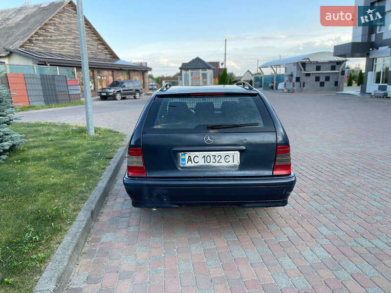Універсал Mercedes-Benz C-Class 1998 в Сарнах