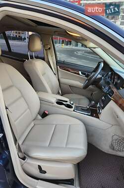 Седан Mercedes-Benz C-Class 2012 в 