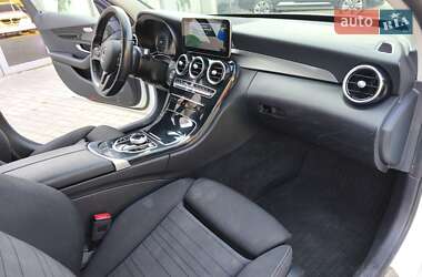 Універсал Mercedes-Benz C-Class 2019 в 