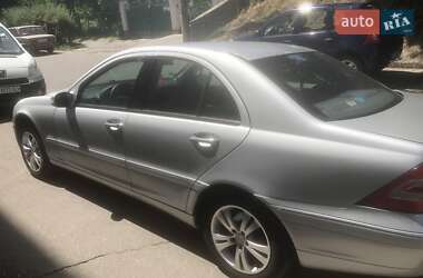 Седан Mercedes-Benz C-Class 2001 в 