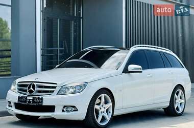 Универсал Mercedes-Benz C-Class 2009 в 