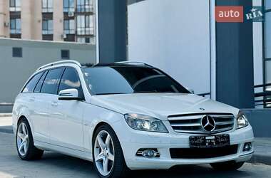 Универсал Mercedes-Benz C-Class 2009 в 
