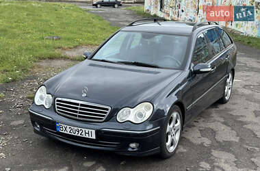 Универсал Mercedes-Benz C-Class 2004 в 