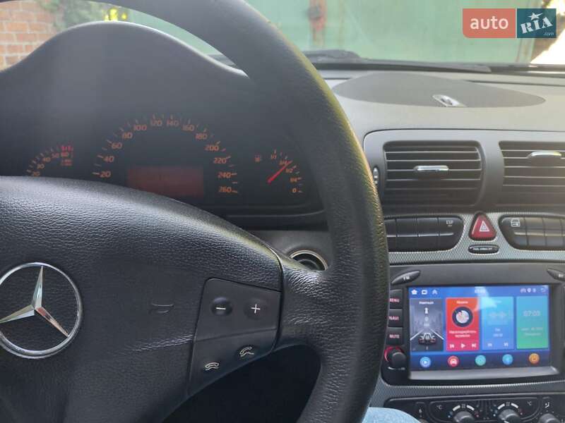 Купе Mercedes-Benz C-Class 2003 в Ромнах