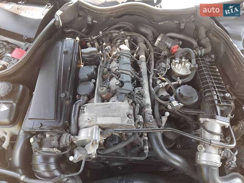 Универсал Mercedes-Benz C-Class 2004 в Львове