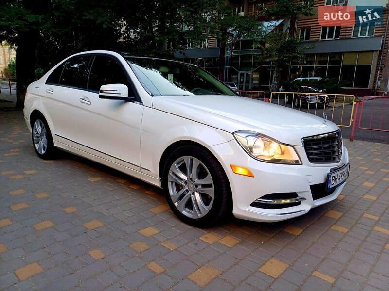Седан Mercedes-Benz C-Class 2013 в Одесі