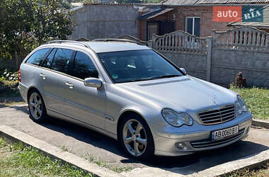 Універсал Mercedes-Benz C-Class 2004 в 