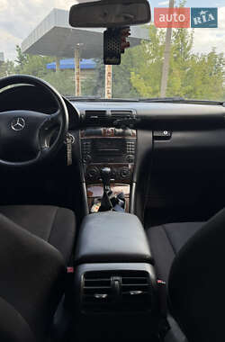 Универсал Mercedes-Benz C-Class 2006 в 