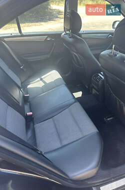 Седан Mercedes-Benz C-Class 2005 в 